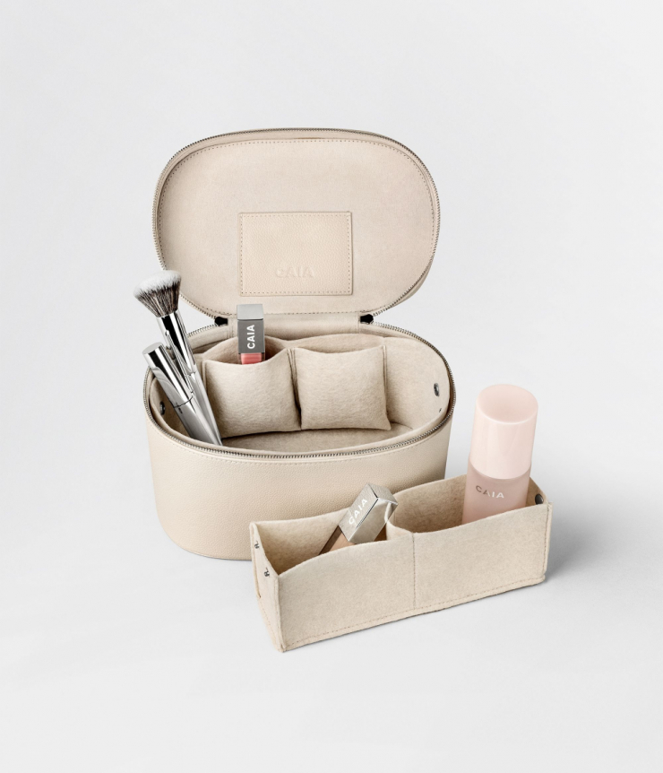 BEAUTY CASE SAND